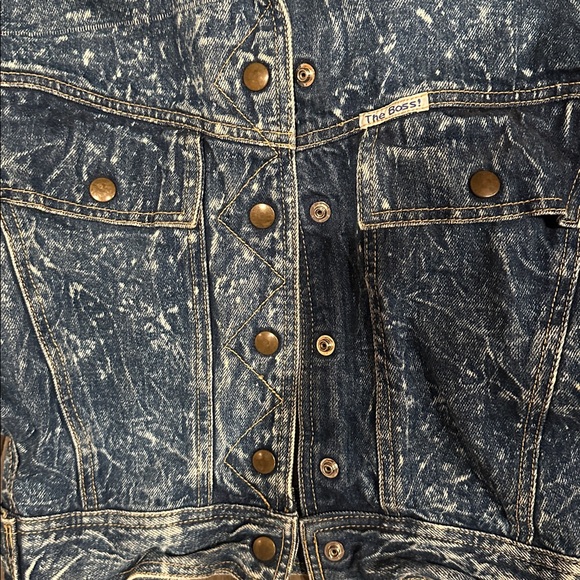 The Boss Vintage 80’s Blue Denim Jacket, Acid Wash. Cropped. Puff arms. Small - Picture 3 of 10